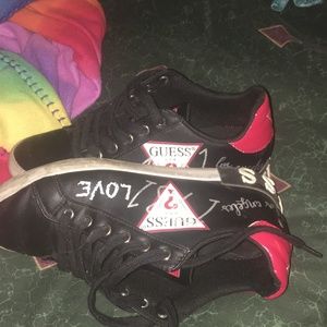 Guess (RARE) Red and Black 1981 shoes